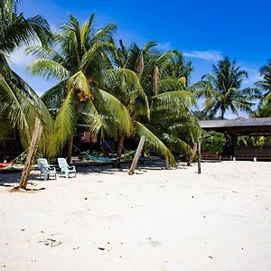 Bushman Tioman Ξενοδοχείο Kampong Juara Exterior photo