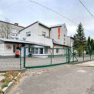 Комплекс Fit Life Μοτέλ Brody Exterior photo