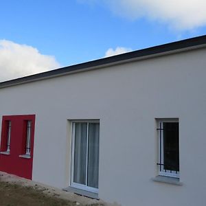 Chambre Chez Marie Avec Vue Imprenable Διαμέρισμα Sainte-Feyre Exterior photo