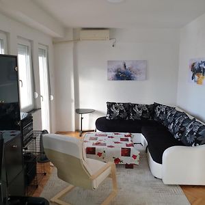 Comfortable Apartment For A Pleasant Trip Μπίτολα Exterior photo