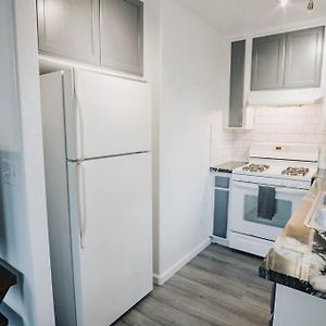 Gorgeous Upstairs Studio With Patio And Laundry Βίλα Chico Exterior photo