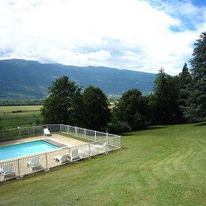 Cosy Castle With Swimming Pool Βίλα Serrières-en-Chautagne Exterior photo