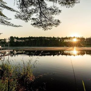 Lakefront Log Cabin Wloft, Kayaks, Canoe, Ev Βίλα Black River Falls Exterior photo