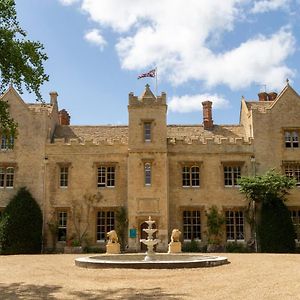 Weston Manor Hotel Μπίσεστερ Exterior photo