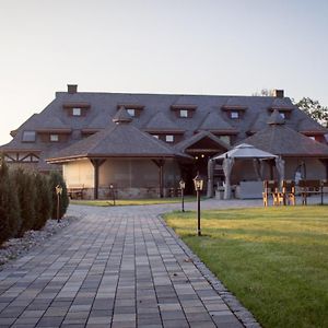 Hotel & Spa **** Kasztel Uniejow Exterior photo