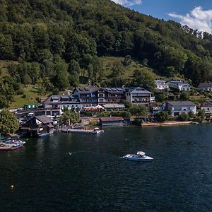 Landhotel Gruenberg Am See Gmunden Exterior photo