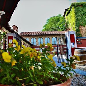 Foresteria Ristorante Conti Roero Bed and Breakfast Monticello d'Alba Exterior photo