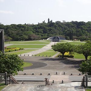 Minshuku Itoman Bettei Goyukkuri Ξενοδοχείο Exterior photo