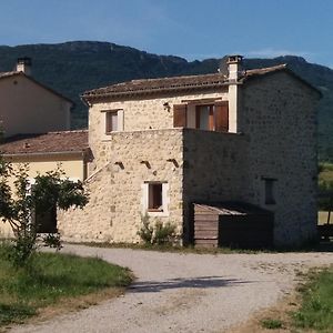 Maisonnette Le Cabanon Βίλα Sainte-Jalle Exterior photo