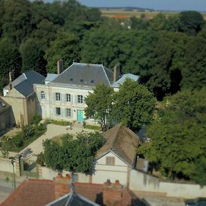 Yxie - Manoir Des Arts Bed and Breakfast Villeblevin Exterior photo