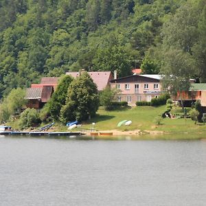 Chata Omicron Aparthotel Bítov Exterior photo