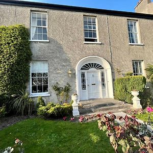 The Stables Townhouse B&B Birr Exterior photo