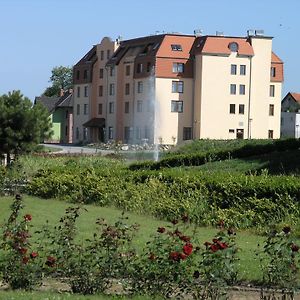 Hotel Sportwerk Βρότσλαβ Exterior photo