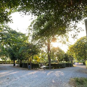 Baan Tonjaeng Resort Chai Nat Exterior photo