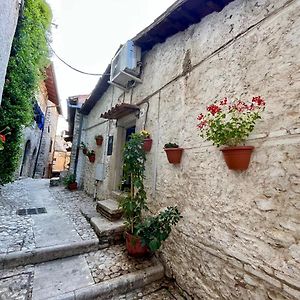 Storico Casa Di Pelegrini Βίλα Poggio Moiano Exterior photo