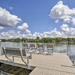 Cumberland Retreat With Lakefront Yard And Dock Βίλα Exterior photo