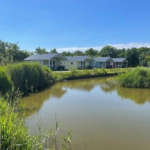 Luxe Lodge Zeehoeve Χάρλινγκεν Exterior photo