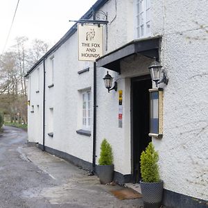 Fox And Hounds Llancarfan Ξενοδοχείο Barry Exterior photo