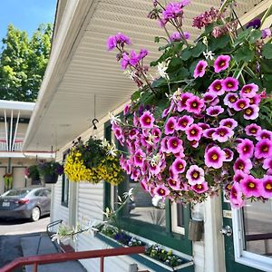 Motel Saint-Hilaire Mont-Saint-Hilaire Exterior photo