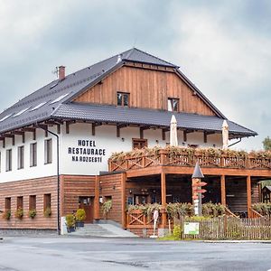 Hotel Na Rozcesti Čeladná Exterior photo