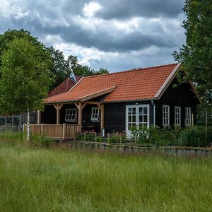 Singelstate Het Tuinhuis Βίλα Gorredijk Exterior photo