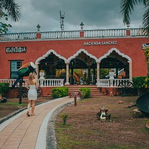 Hotel Hacienda Sanchez Βαγιαδολίδ Exterior photo