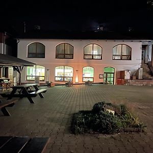 Restaurace A Penzion U Svate Barbory Ξενοδοχείο Ústí nad Labem Exterior photo