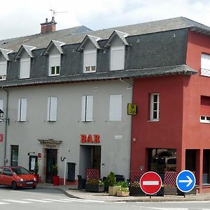 Logis Hotel Restaurant Des Voyageurs Pont-de-Salars Exterior photo