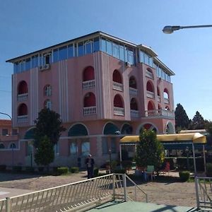 Hotel Meteor Σκόδρα Exterior photo