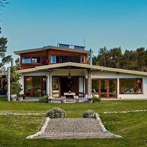 Kanuka Terrace - Luxury Strawbale House Βίλα Καϊκούρα Exterior photo