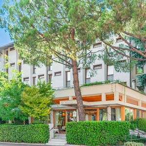 Albergo Sorriso Boario Terme Exterior photo