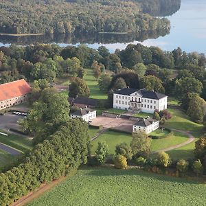 Naeaes Slott ξενώνας Floda  Exterior photo