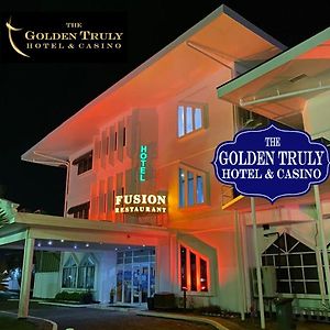 The Golden Truly Hotel & Casino Παραμαρίμπο Exterior photo