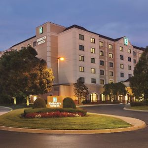 Embassy Suites By Hilton Louisville East Exterior photo