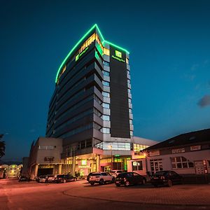 Holiday Inn Zilina, An Ihg Hotel Exterior photo