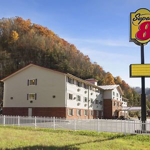 Super 8 By Wyndham Prestonsburg Μοτέλ Exterior photo