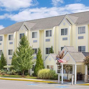 Microtel Inn & Suites Beckley East Exterior photo