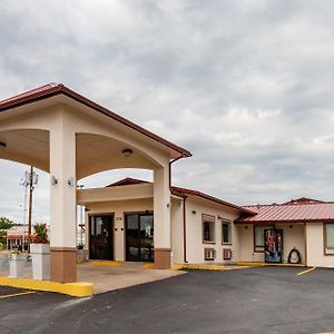 Red Roof Inn Buffalo, Tx Exterior photo