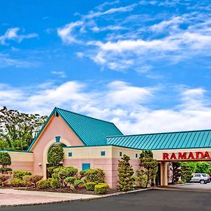 Ramada By Wyndham Parsippany Ξενοδοχείο Exterior photo