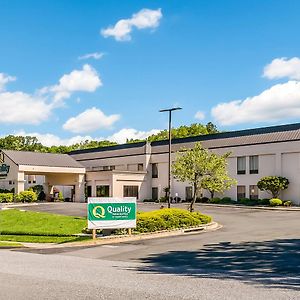 Quality Inn & Suites Bel Air I-95 Exit 77A Exterior photo