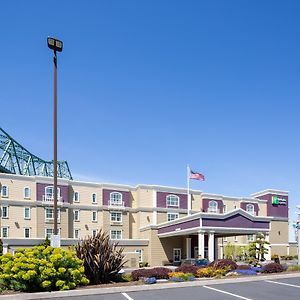 Holiday Inn Express Hotel & Suites Astoria, An Ihg Hotel Exterior photo