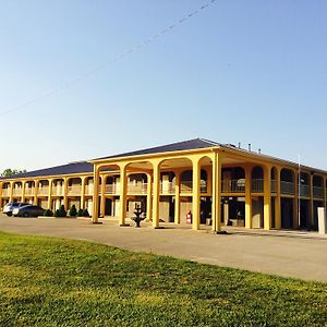 Executive Inn Scottsville Exterior photo