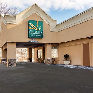 Quality Inn & Suites Ιντιάνα Exterior photo