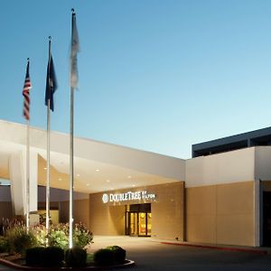 Doubletree By Hilton Cincinnati Airport Hebron Exterior photo