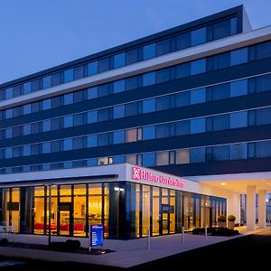 Hilton Garden Inn Βίνερ Νόιστατ Exterior photo