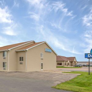 Days Inn By Wyndham Worthington Exterior photo