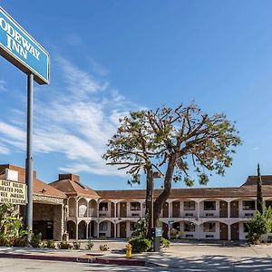 Rodeway Inn Magic Mountain Area Castaic Exterior photo