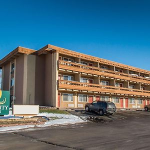 Quality Inn East Dubuque Exterior photo