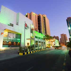 Holiday Inn - Suites Kuwait Salmiya, An Ihg Hotel Κουβέιτ Exterior photo