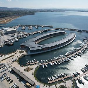 Crowne Plaza - Istanbul Tuzla Viaport Marina, An Ihg Hotel Exterior photo